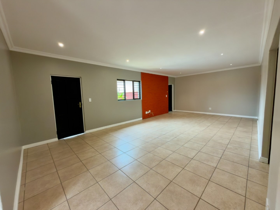 3 Bedroom Property for Sale in Melodie North West